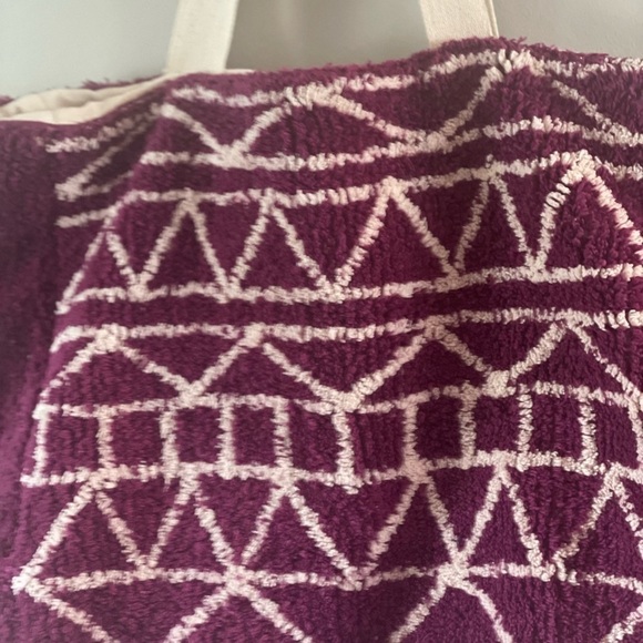 ink +alloy tote bag, In Great Condition - Picture 2 of 5